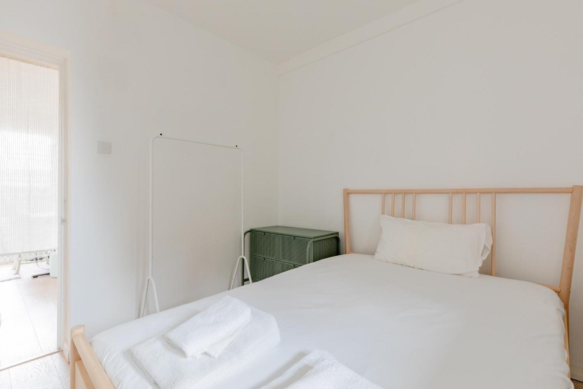 Bright Well Located 2bd Flat South East Apartamento *